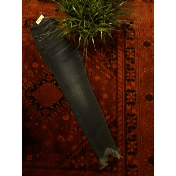 5  7 15 Dark Shark Bite High Rise Skinny - Picture 6 of 8